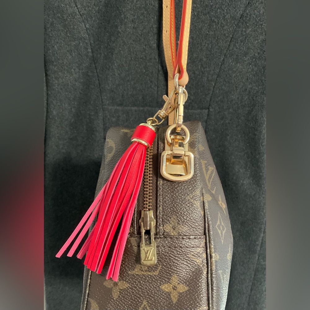 ✅AUTHENTIC LV BAG 2WAYSCLUTCH 872NO - Picture 10 of 12